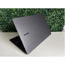 Notebook *seminovo* Samsung Book2 / I7 12th/ 8gb/ Nvme512gb/15.6" Cod: 5539